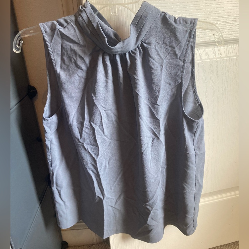 H&M Sleeveless Grayish blue Women's Top